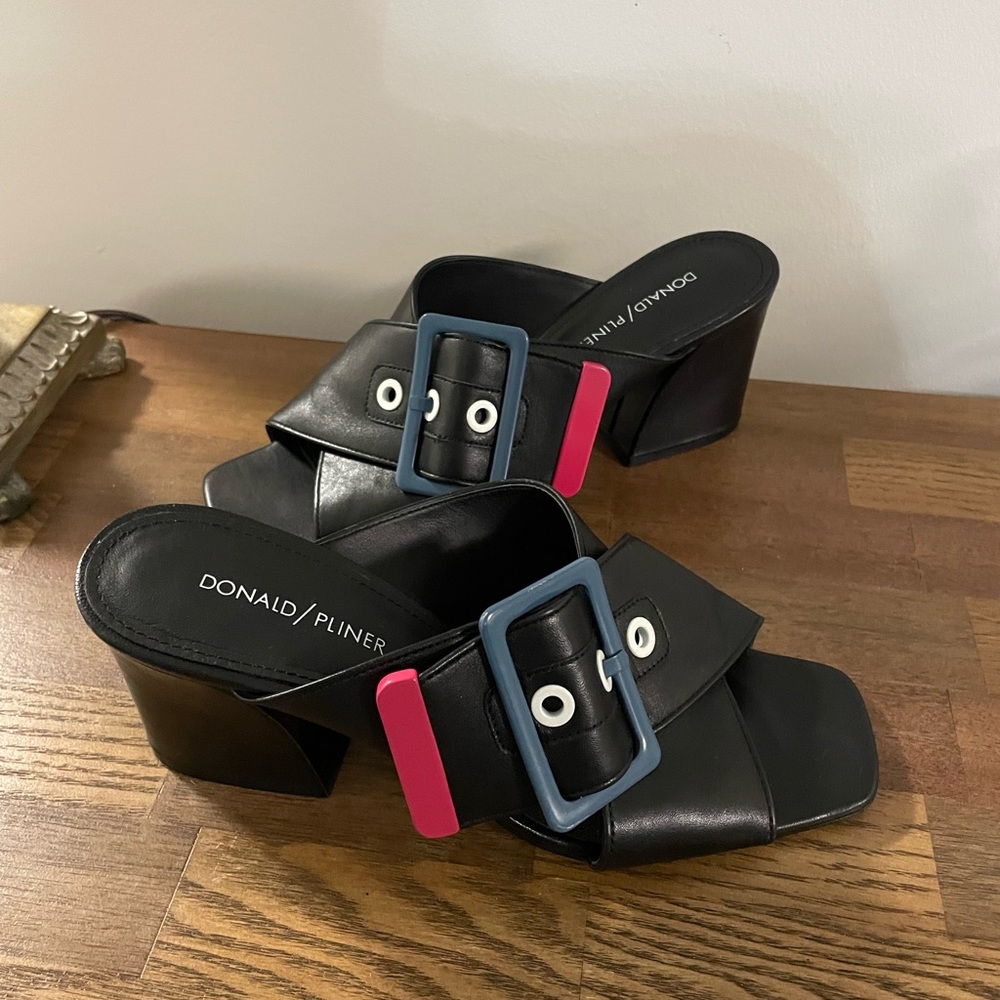 Donald Pliner Black Cross Strap Shoes with Block Heel